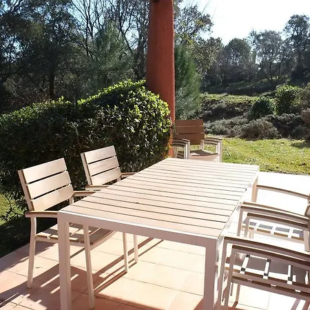Holiday park Les Restanques Du Golfe De Saint-tropez / Selexity Grimaud
