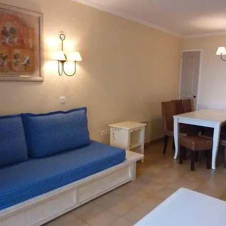 Holiday park Les Restanques Du Golfe De Saint-tropez / Selexity Grimaud