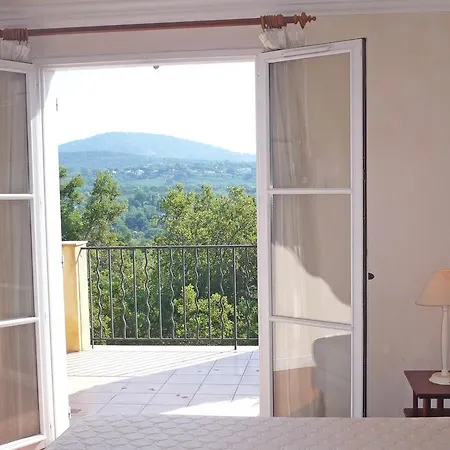 Les Restanques Du Golfe De Saint-tropez / Selexity Grimaud