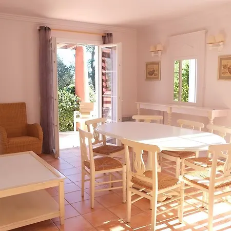 منتزه العطل Les Restanques Du Golfe De Saint-tropez / Selexity غريمو