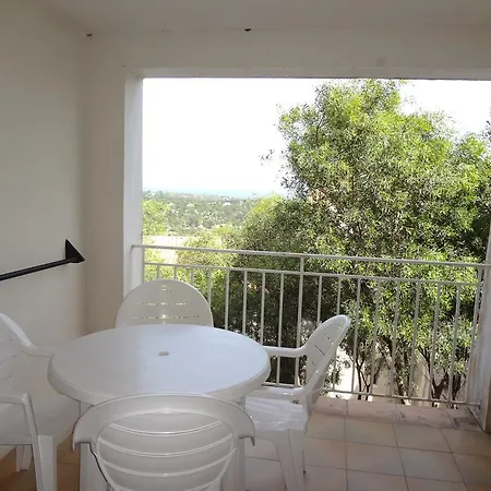 Les Restanques Du Golfe De Saint-tropez / Selexity 假日公园 *