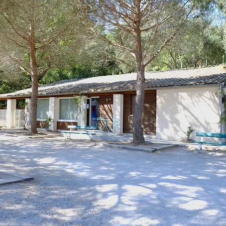 Les Restanques Du Golfe De Saint-tropez / Selexity 假日公园