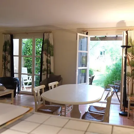 Les Restanques Du Golfe De Saint-tropez / Selexity منتزه العطل *